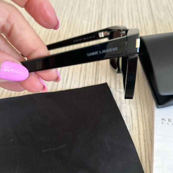YSL Black Sunglasses New In Box - Picture 7 of 8